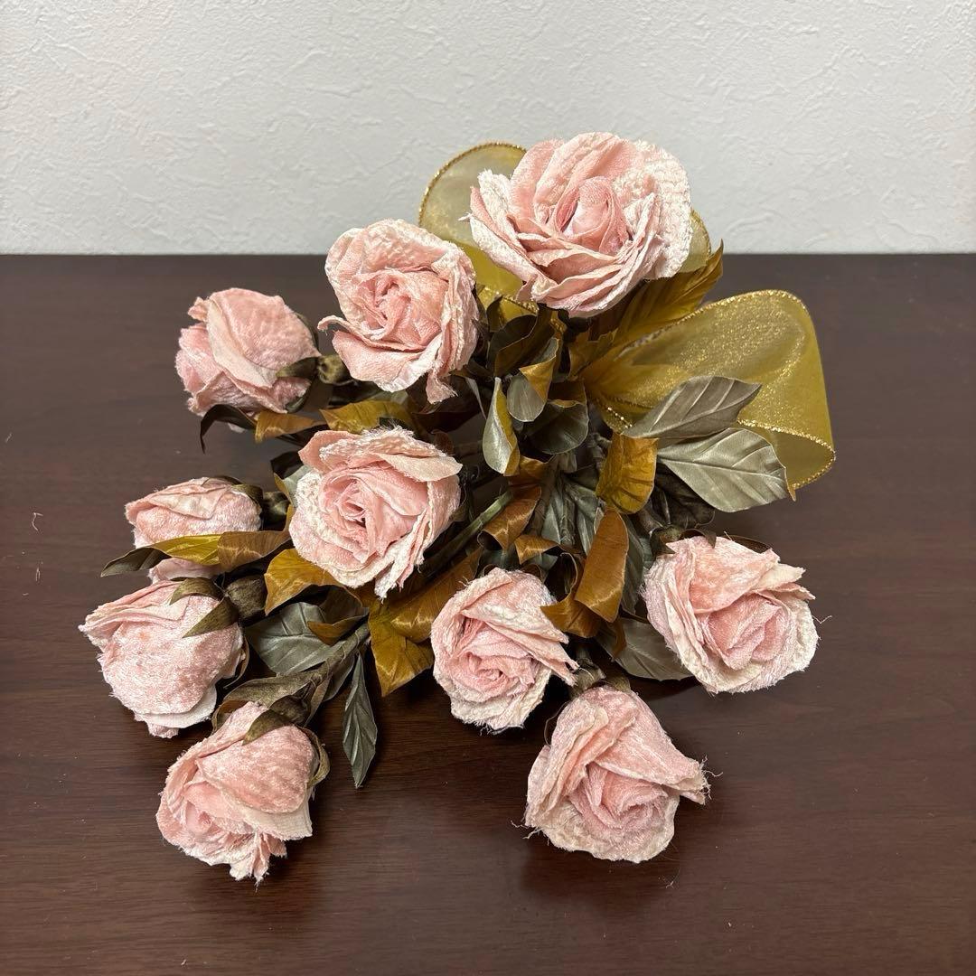 ハンドメイドの薔薇のブーケ アートフラワー