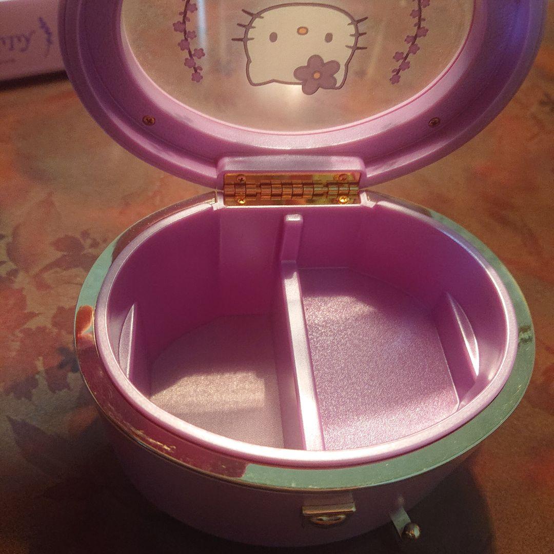 1233 ハローキティオルゴール ラベンダー