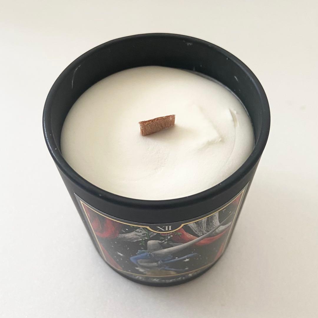 eight タロットキャンドル THE HANGED MAN ​吊られた者