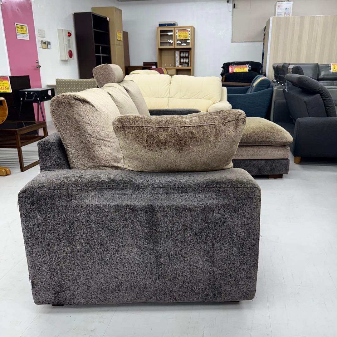 お買い得‼️】定価数十万♪ フツーラ 237cm幅3人掛けカウチソファ