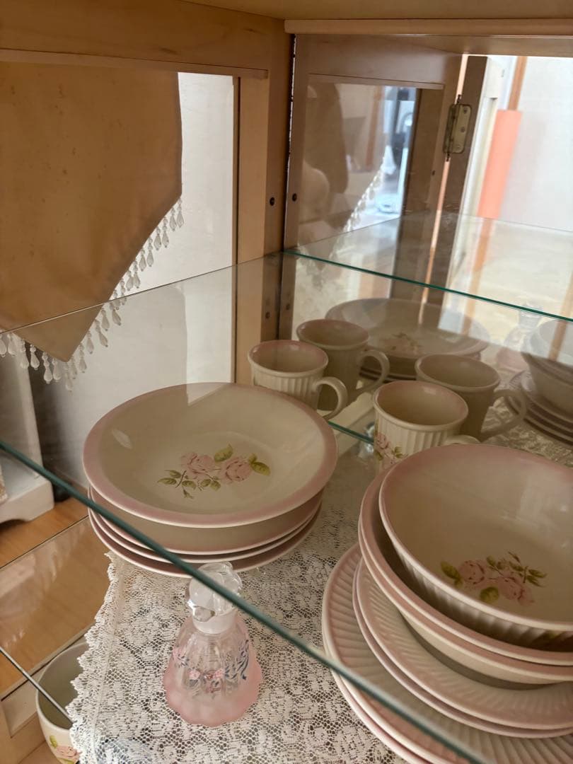 リンホーリン♡ ガラスサイドボード 美品 レア 大塚家具 飾り棚 リビング収納