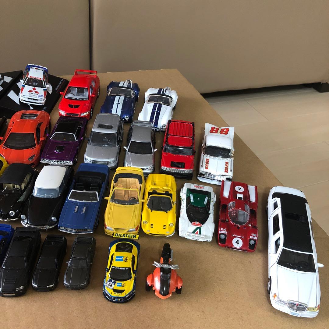 ミニカー バス 44台まとめ売り - メルカリ