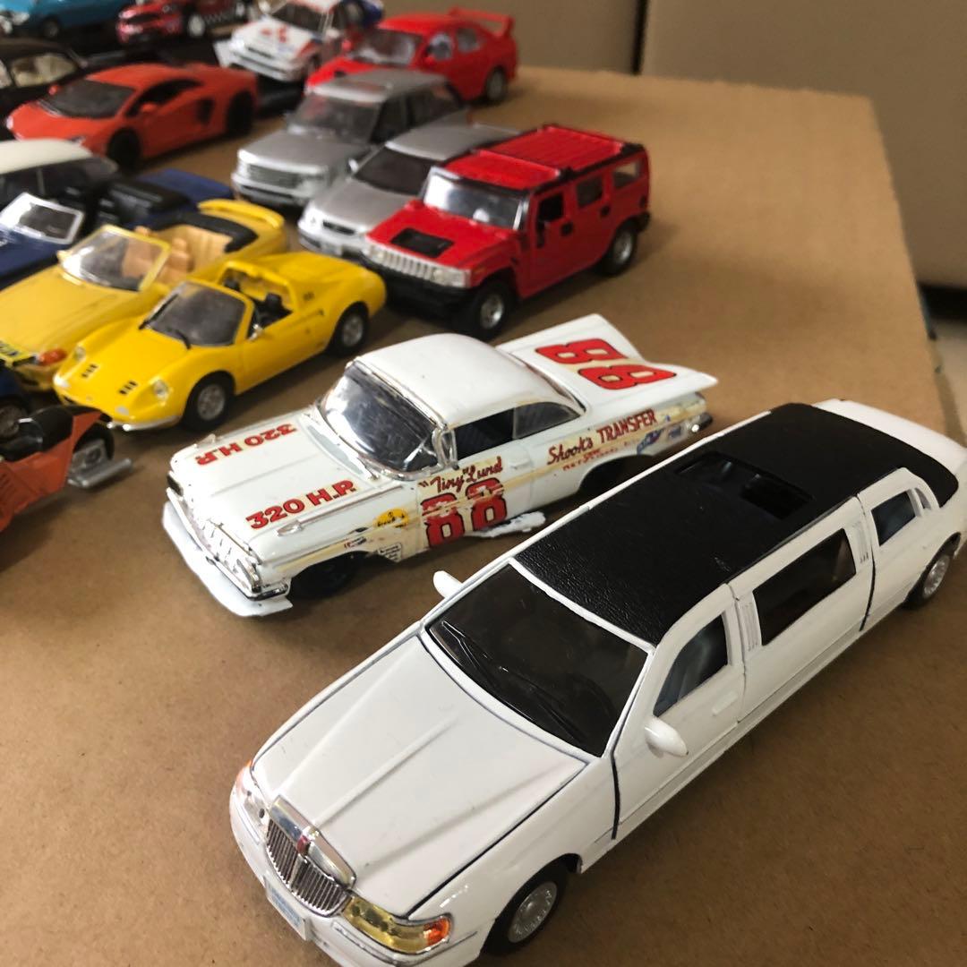 ミニカー バス 44台まとめ売り - メルカリ