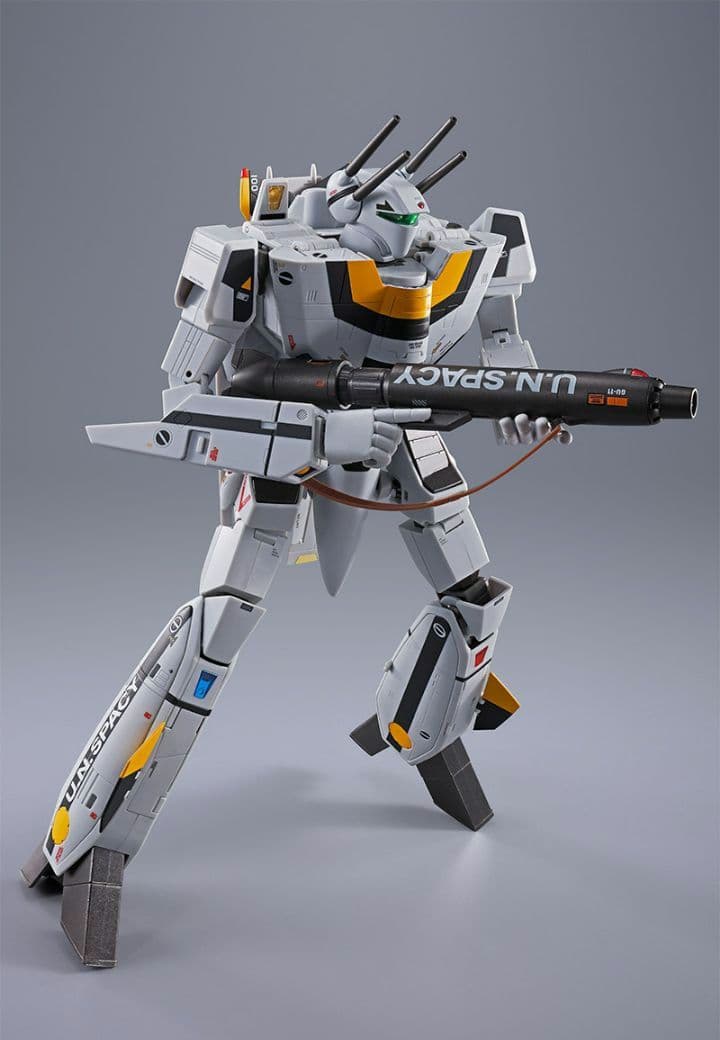 マクロス DX超合金 初回限定版 VF-1S バルキリー　ロイ・フォッカー機