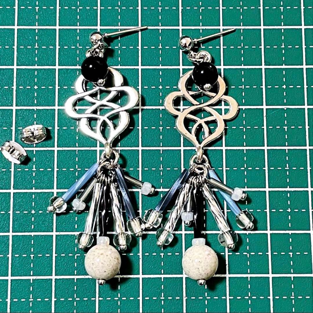 高品質AAA北投石とオニキスのエターナル メタルプレート ポストピアス シルバー