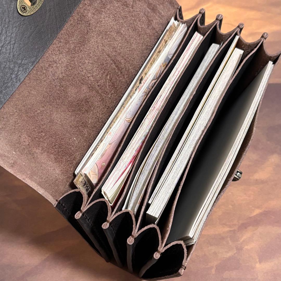 1点のみ　本革　蛇腹ポーチ　コラージュ収納ポーチ　ハンドメイド