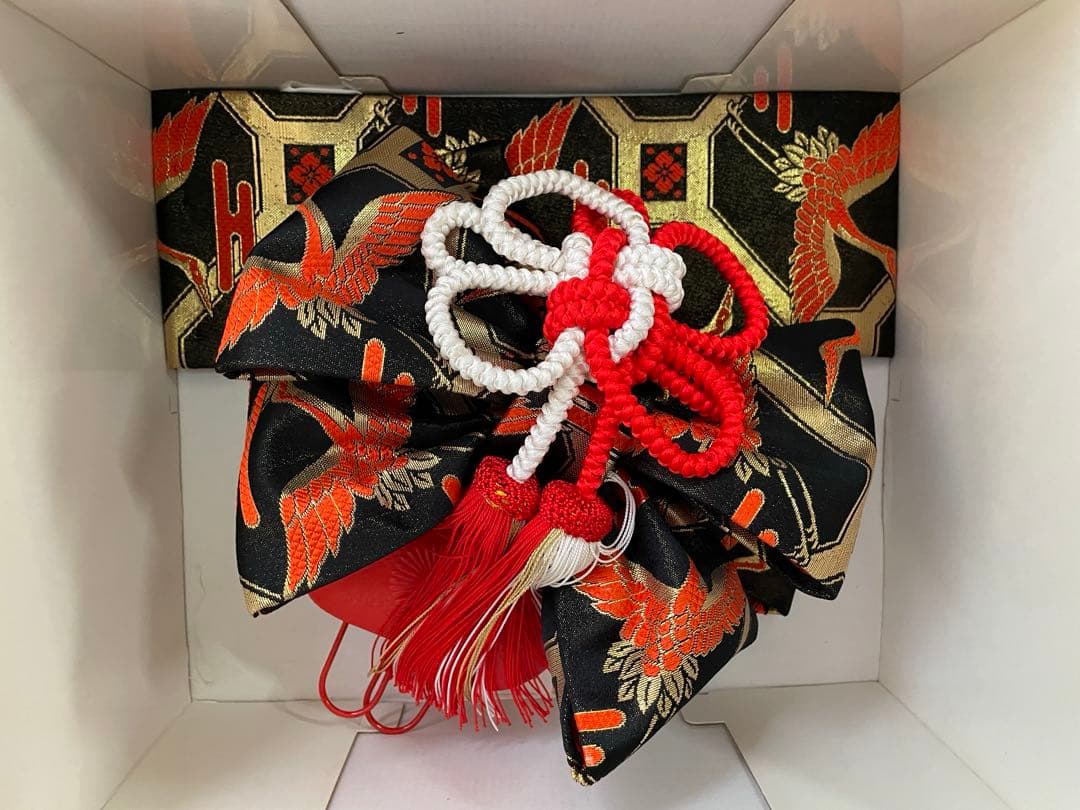 七五三 髪飾り 黒 赤 金 鶴模様