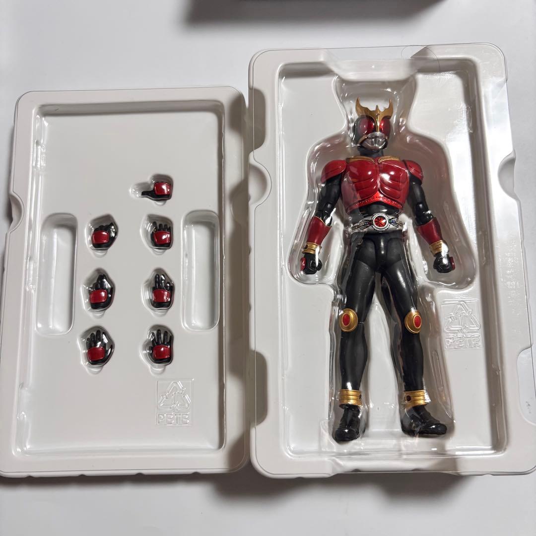 S.H.Figuarts (真骨頂製法) 仮面ライダークウガ マイティフォーム