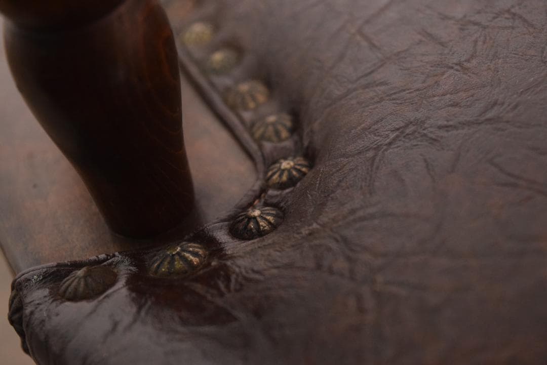 アンティーク ロッキングチェア 座面クッション付き 鋲打ち 飛騨家具