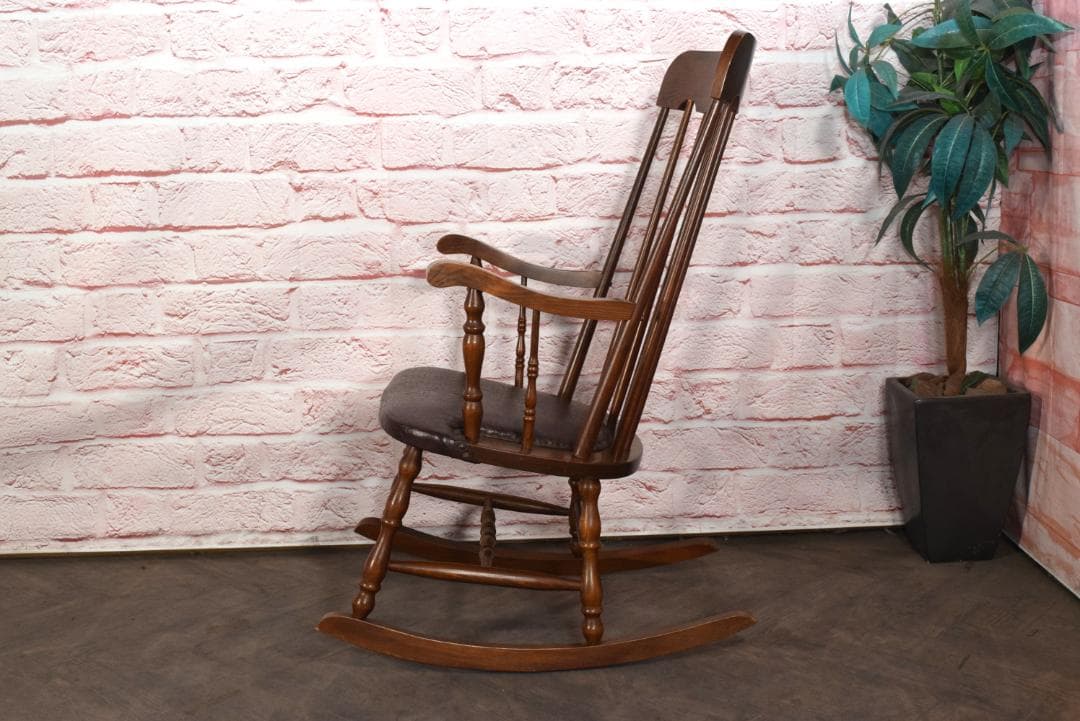 アンティーク ロッキングチェア 座面クッション付き 鋲打ち 飛騨家具