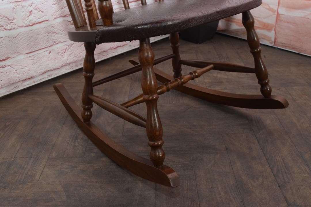 アンティーク ロッキングチェア 座面クッション付き 鋲打ち 飛騨家具