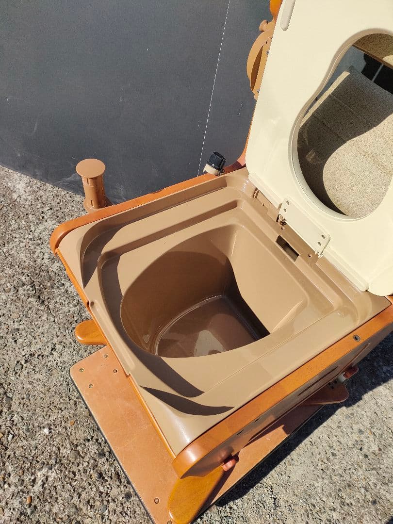 未使用Panasonic家具調トイレ 座楽アウポット ひじ掛け跳上げ直接引取歓迎