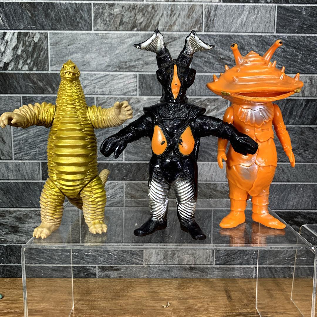 旧ウルトラ怪獣シリーズ 日本製 硬質ソフビ ウルトラマン怪獣 12体