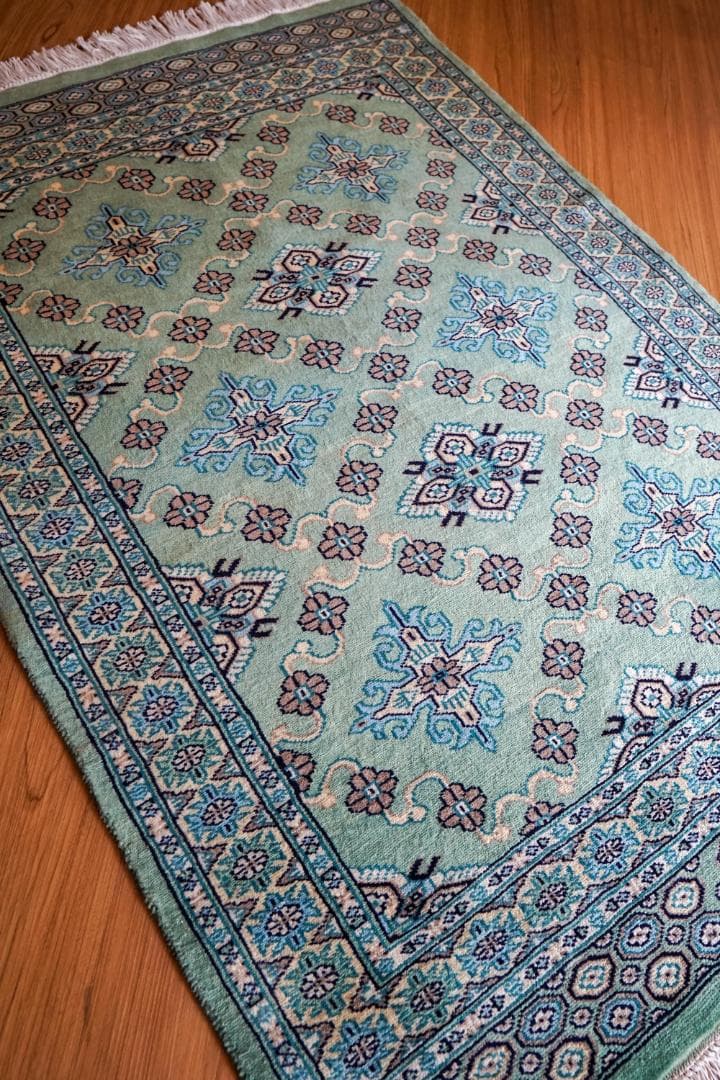 111×77cm パキスタン手織り絨毯
