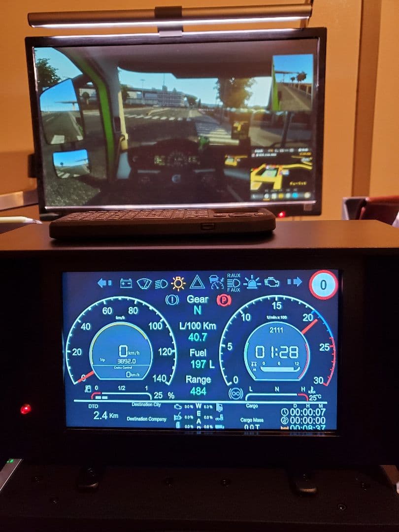 フライトシミュレーター　MFDユニット