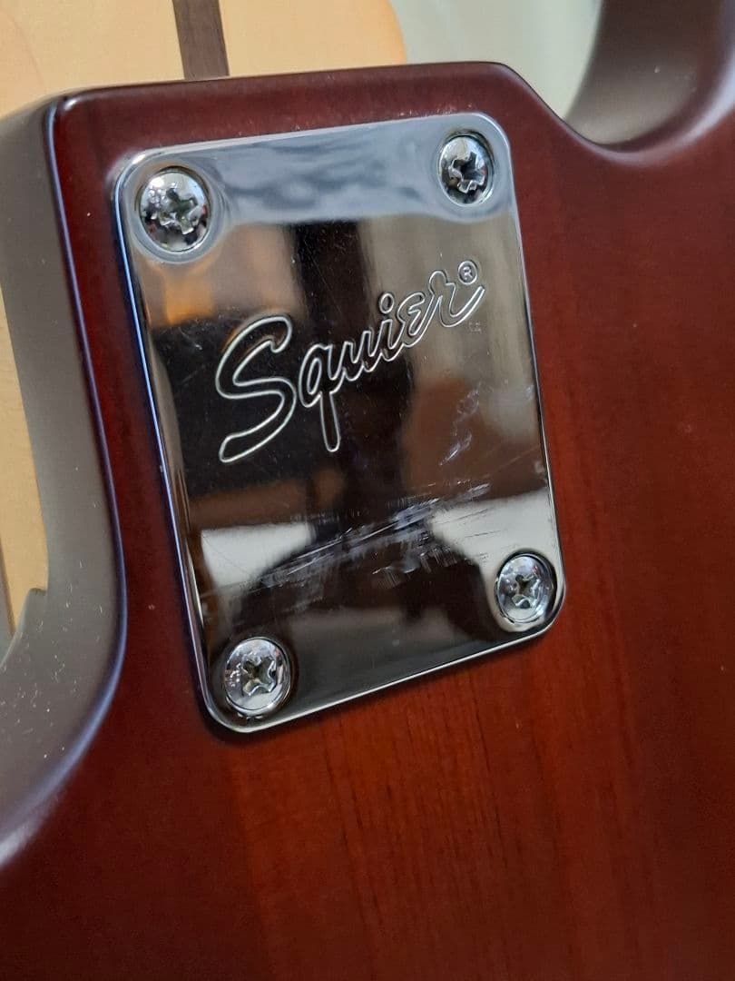 特価) Squier by Fender JAZZBASS 「順反りジャンク」 - メルカリ