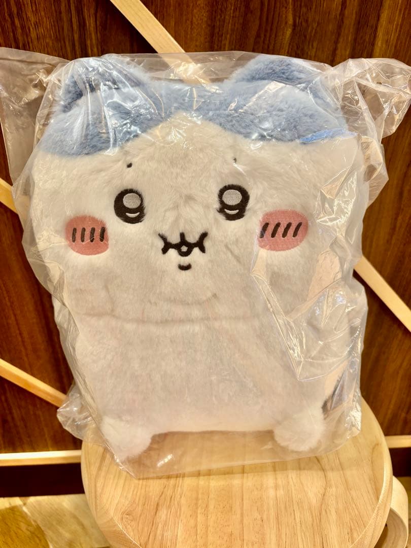 ちいかわ 重め！ぼっちゃり 抱っこぬいぐるみ ハチワレ 新品未使用