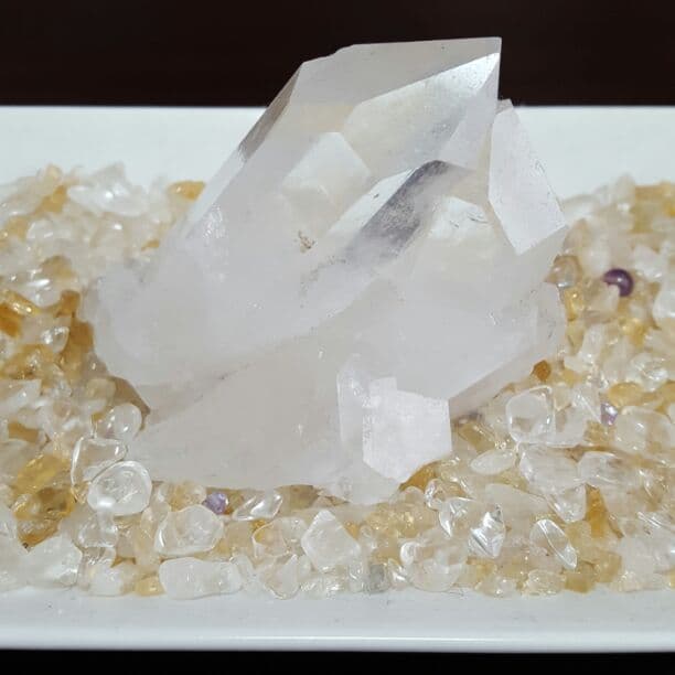 クリスタル　パワーストーン置き