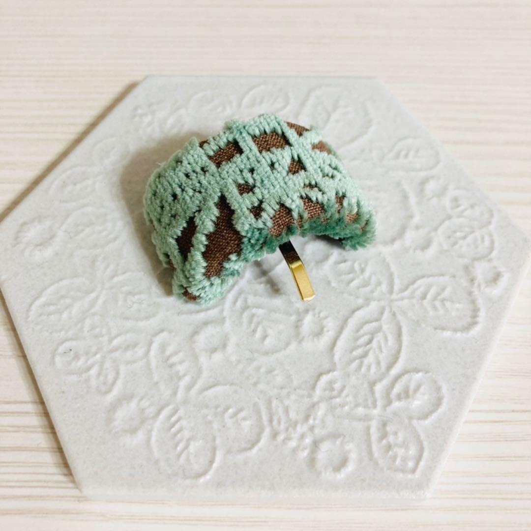 minperhonen ミナペルホネン　ポニーフック　#74