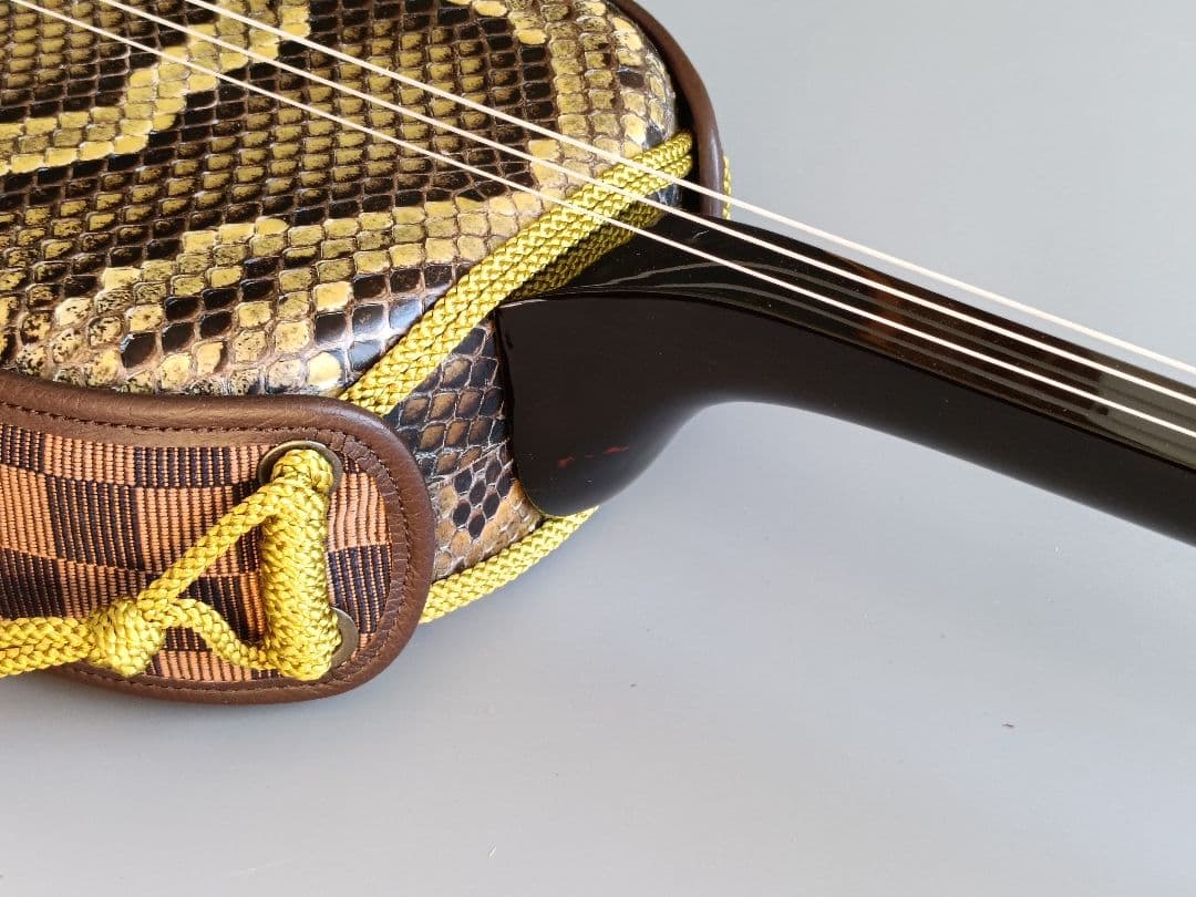 盛嶋開鐘写 名工内間直樹氏作 八重山黒木