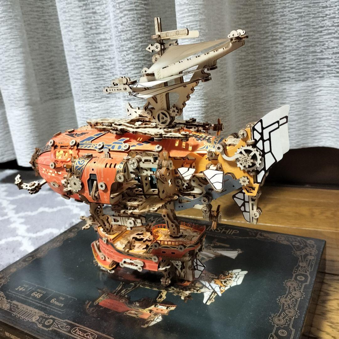 完成品！ FUNPOLA 3Dパズル 木製パズル ファンタジー飛行船 - メルカリ