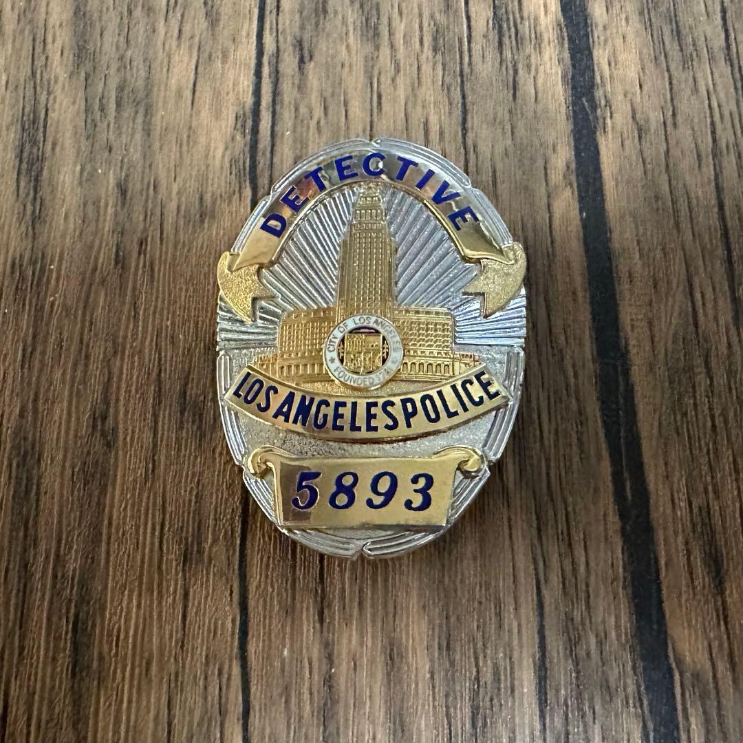 LAPD DETECTIVE ポリスバッジ KM製 - メルカリ