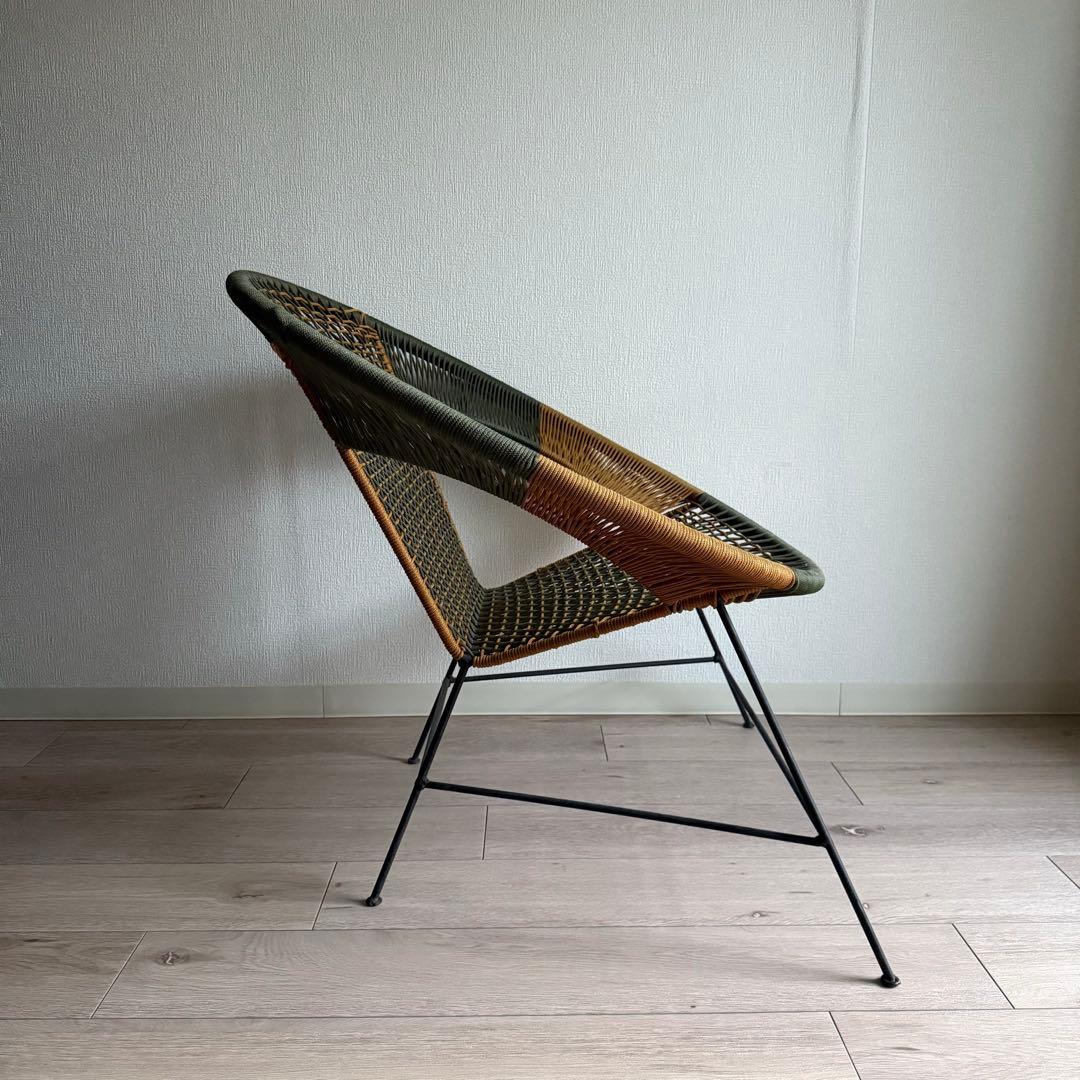 北欧 ヴィンテージ ラタンとスチールの円形チェア