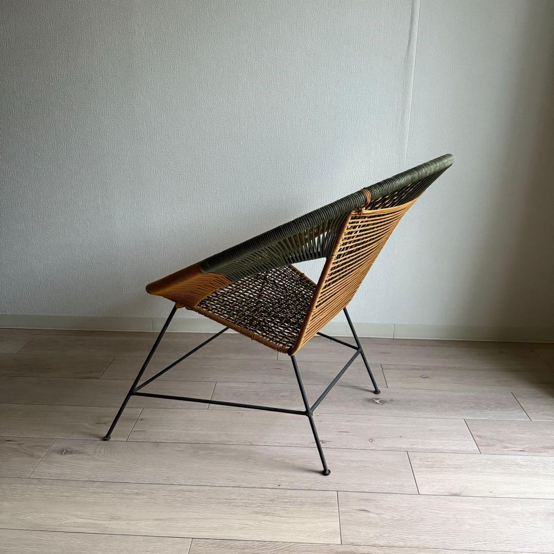 北欧 ヴィンテージ ラタンとスチールの円形チェア