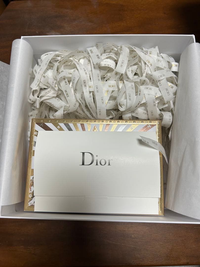 2025 クリスマスコフレ　ディオールビューティー＆ケアセットホリデー（限定品）