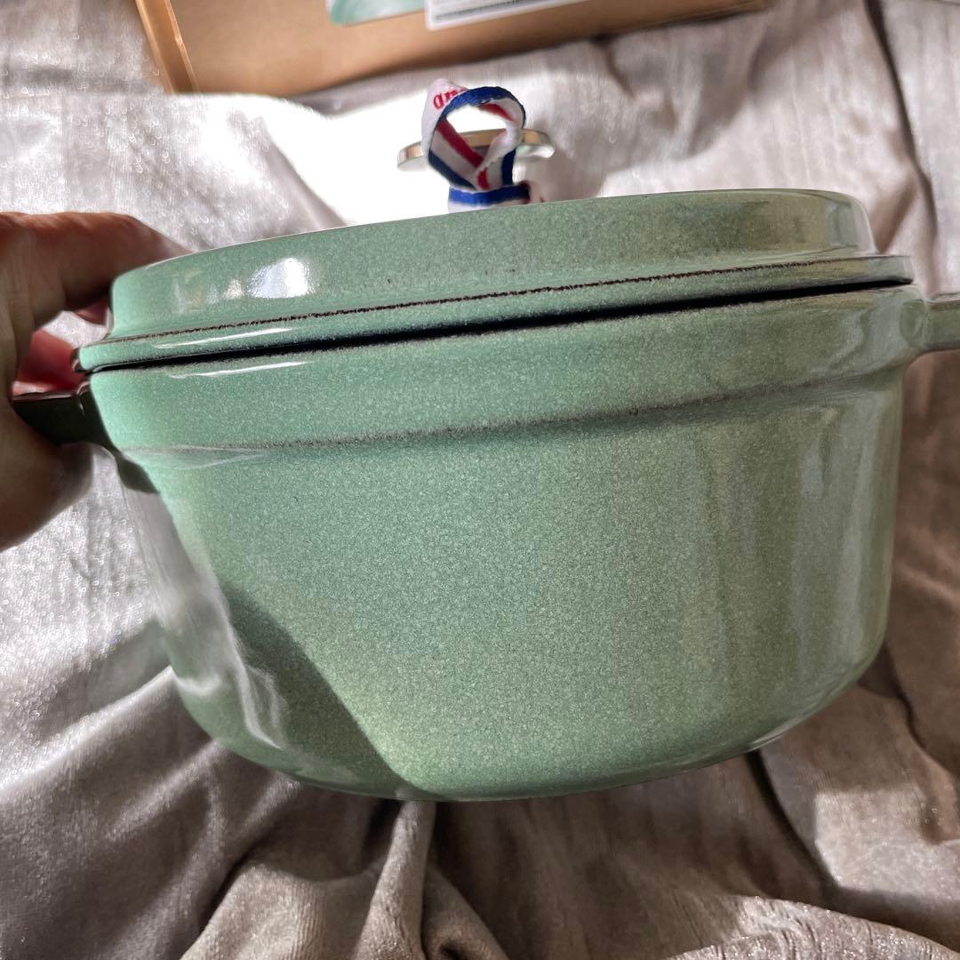 STAUB LA COCOTTE ストウブ ココット　セージグリーン　18㎝