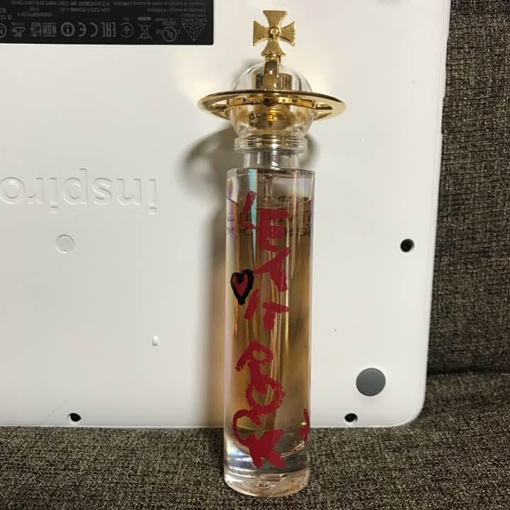 Vivienne Westwood LET IT ROCK 香水 - メルカリ