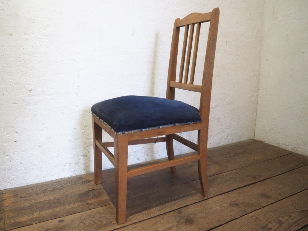 1296 ヴィンテージ　レトロな木製チェア　椅子　イス　学校　古家具　古道具