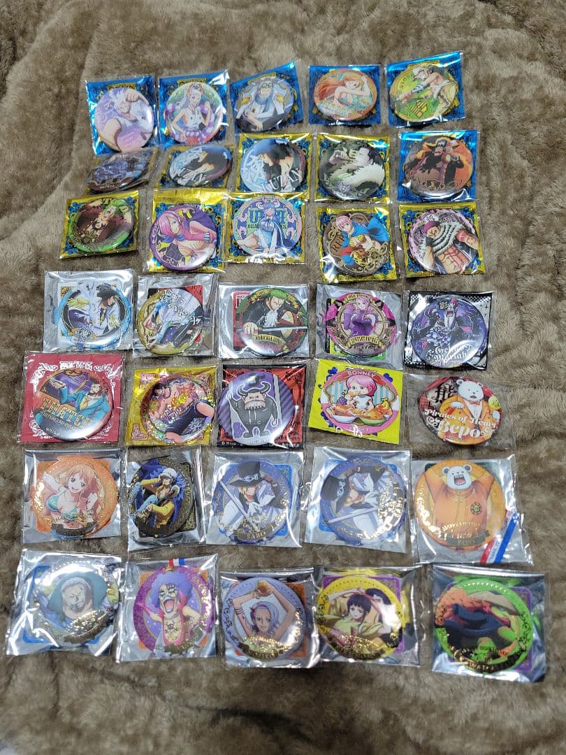 ONE PIECE　ワンピース　缶バッジ　94点セット　希少品