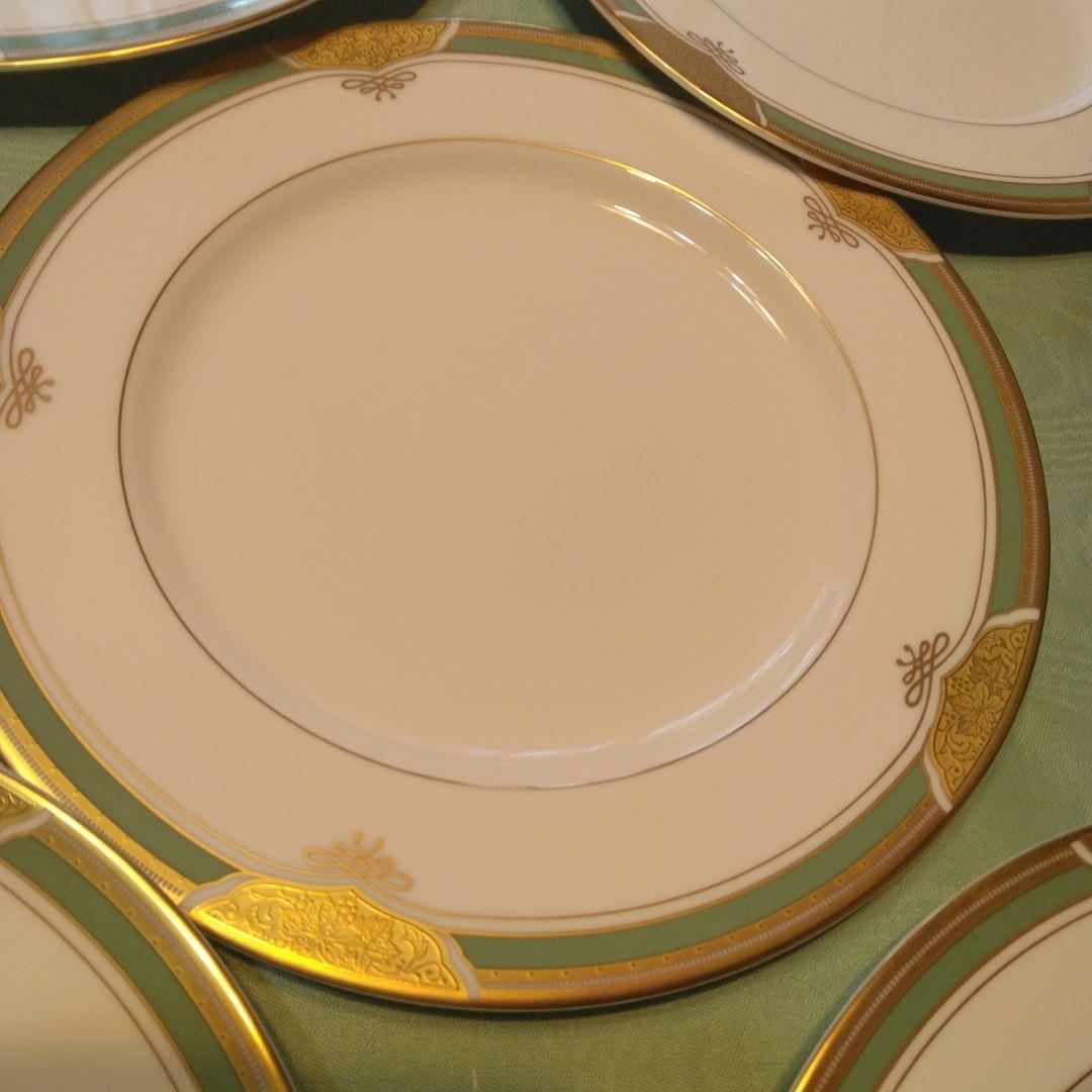 鳴海 皿2種類× 5枚 金色装飾グリーン - メルカリ