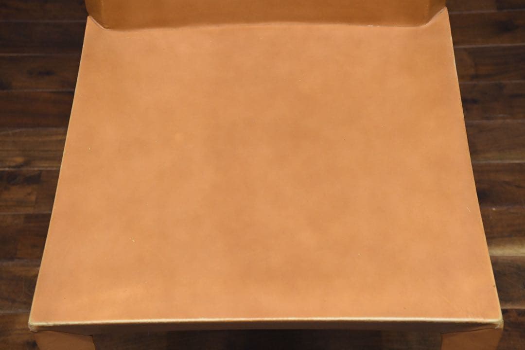 EEK123 イタリア最高峰 ポルトローナフラウ ローラ ダイニングチェア