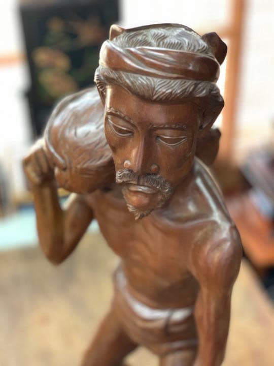 銘木　特大　一刀彫　名人彫　民芸品　置物　オブジェ　芸術品　人間国宝