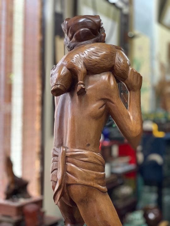 銘木　特大　一刀彫　名人彫　民芸品　置物　オブジェ　芸術品　人間国宝