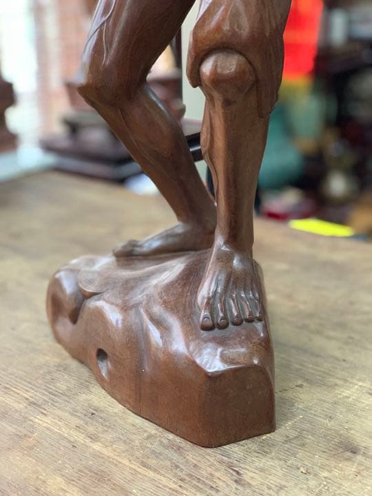 銘木　特大　一刀彫　名人彫　民芸品　置物　オブジェ　芸術品　人間国宝