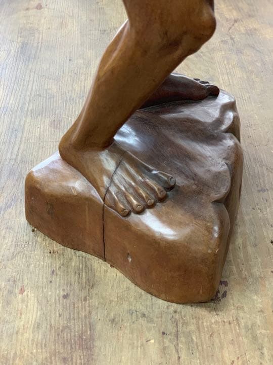 銘木　特大　一刀彫　名人彫　民芸品　置物　オブジェ　芸術品　人間国宝