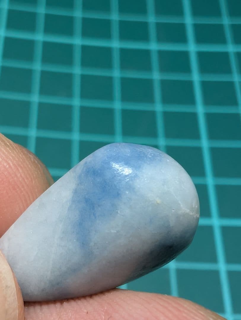 コン沢　上質　透過抜群　ペンダント　シルバー　糸魚川翡翠