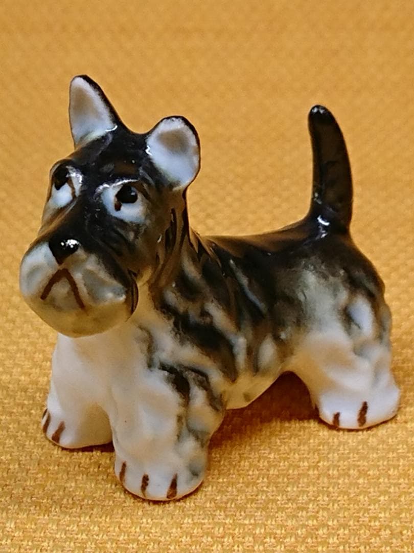 犬　スコティッシュテリア　陶器　置物　インテリア　工芸品　美術品　A3118