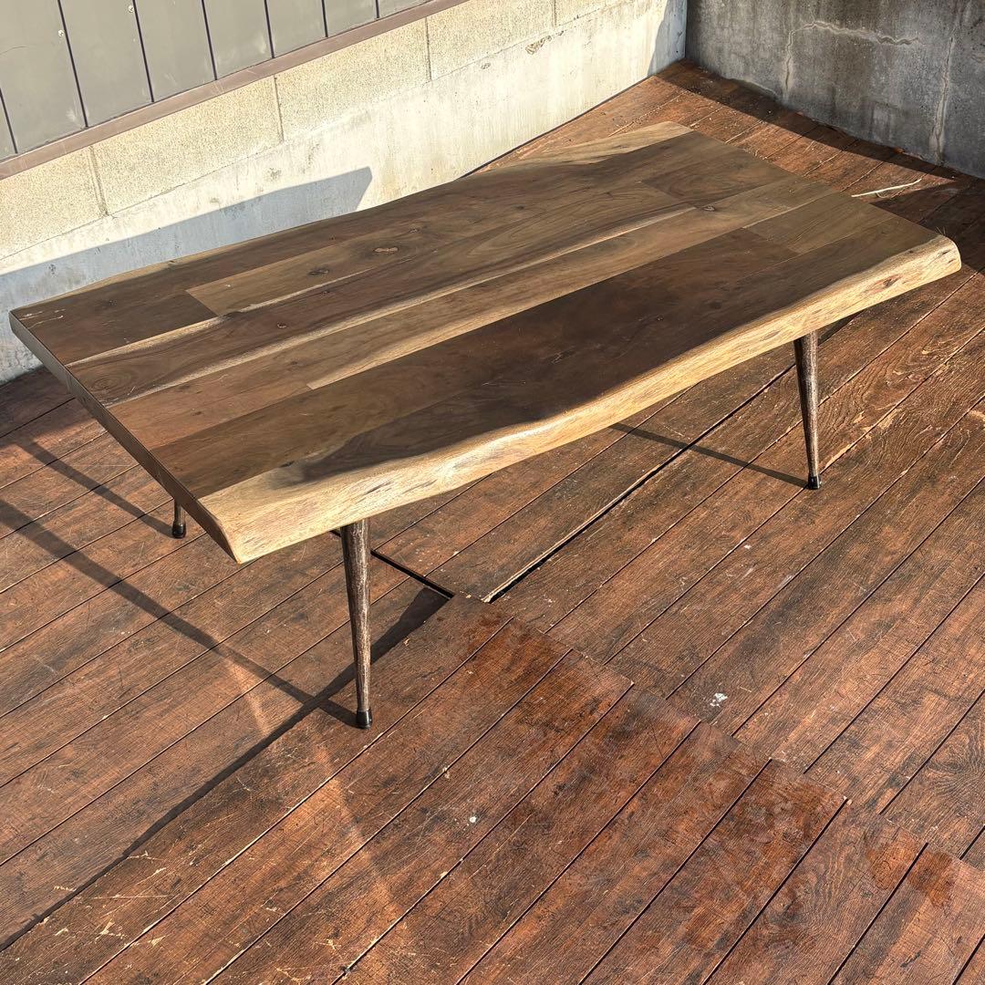 北欧レトロ 無垢材 木製テーブル アイアン脚 インダストリアル 重厚ローテーブル