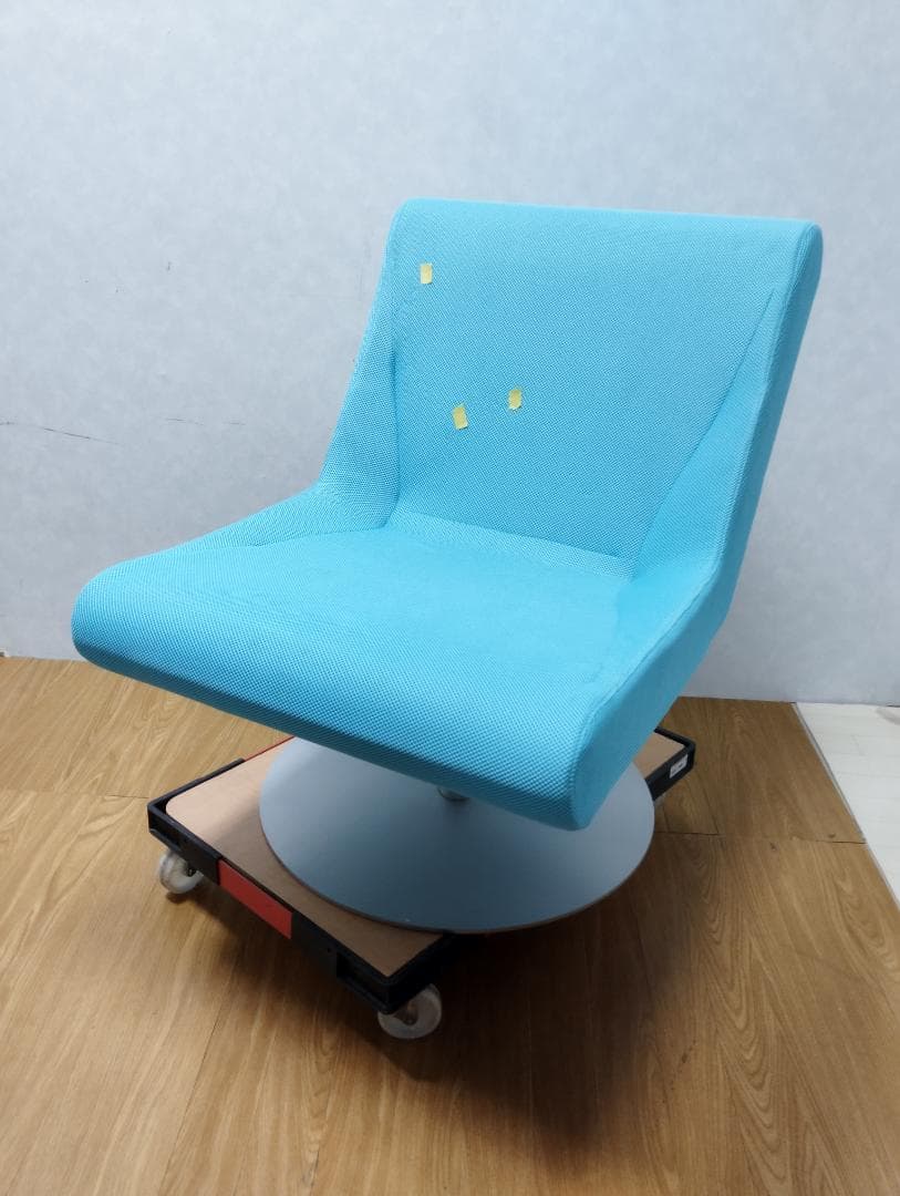 K◇171 カッシーナ ブーメランプリュス ラウンジスウィベルチェア SOFA