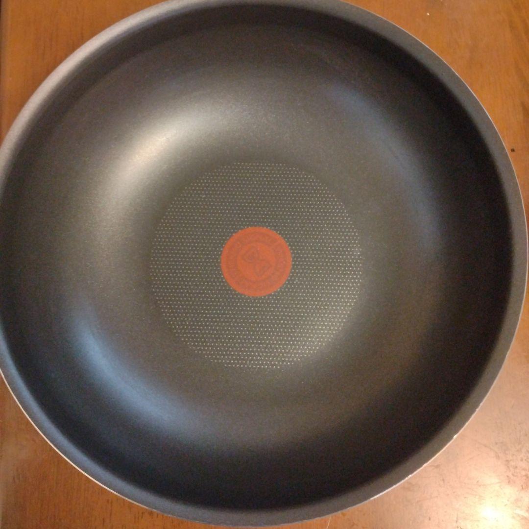 鍋・フライパンセット 重ねて収納可能 インジニオ・ネオフレーズグレー