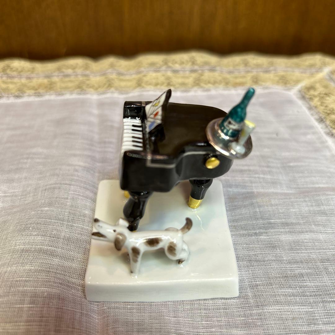 マイセンミュージッククラウン ピアノ奏者とピアノ 手びねり ペーターシュトラング