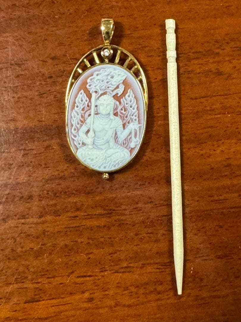 GSTV K18YG ストーンカメオ　ペンダントトップ