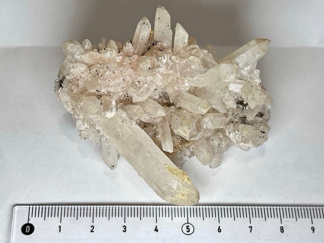 ヒマラヤ　マニカラン産　ピンク水晶 原石　クラスター　ダブルポイント