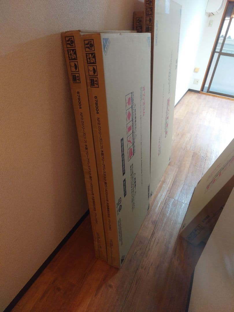 お洒落な使える「オフィスデスク」！