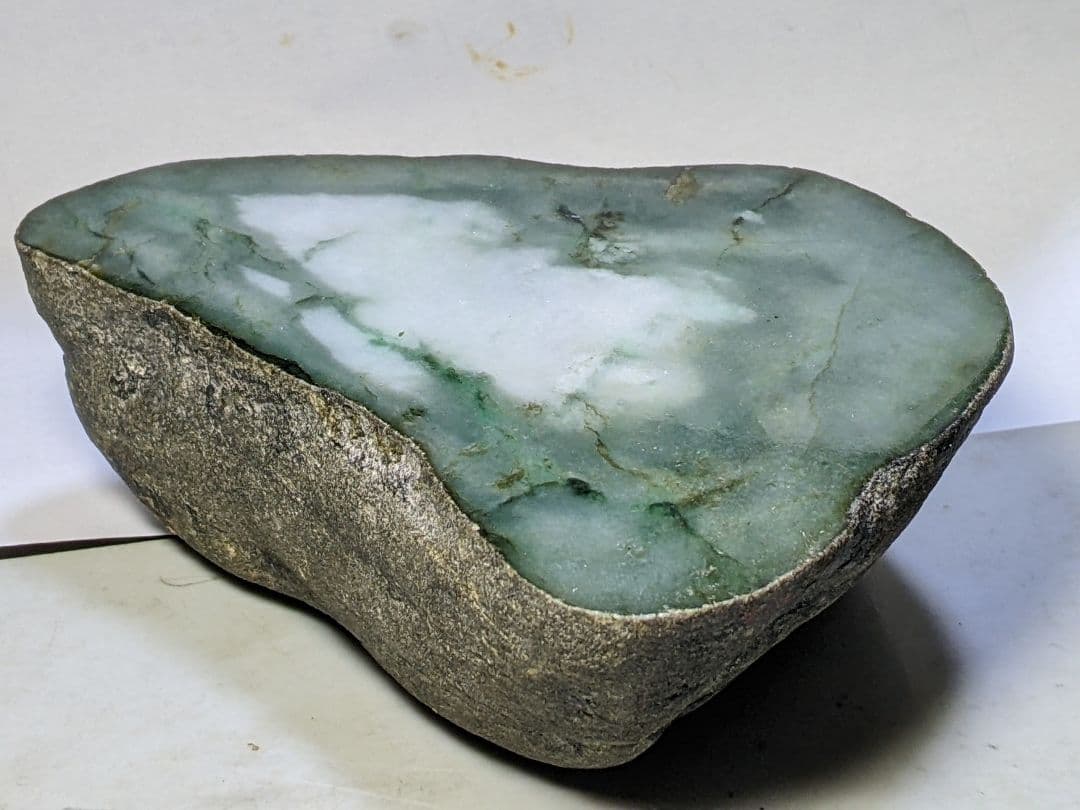 （314）ミャンマー産ヒスイ原石kgオーバー