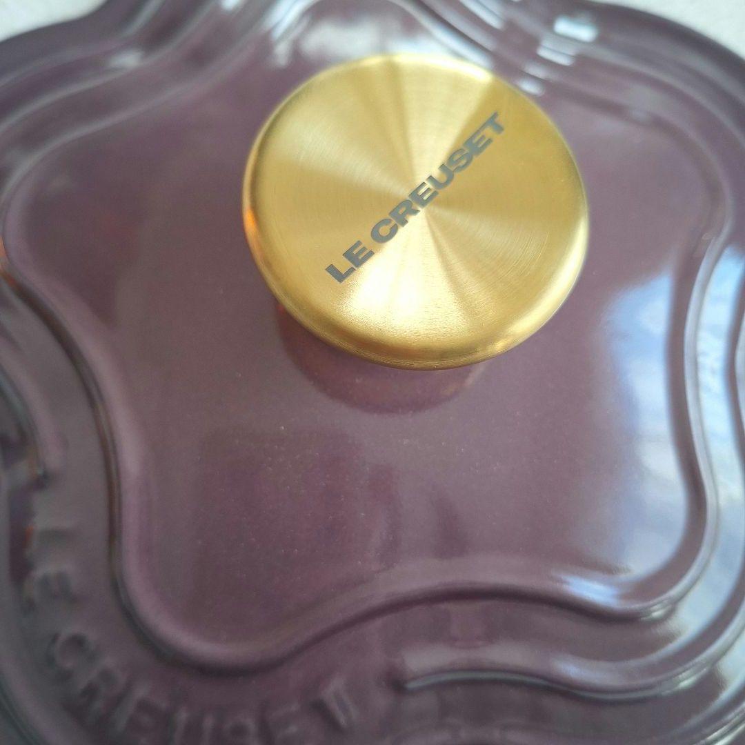 KameN riderリンゴ LE CREUSET ココット フルール